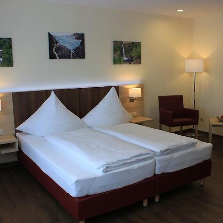 Gastehaus Anton Hotel โอเบอร์อูร์เซิล ภายนอก รูปภาพ